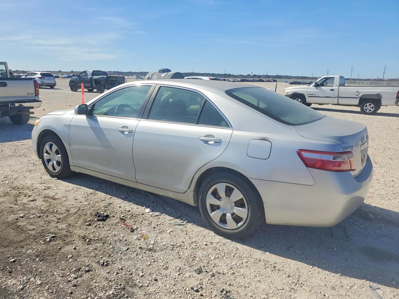 2007 Toyota Camry Le - Фото 2