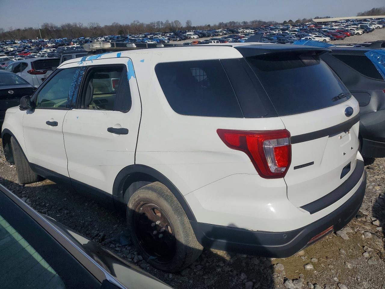 2019 Ford Explorer Police Interceptor - Фото 2