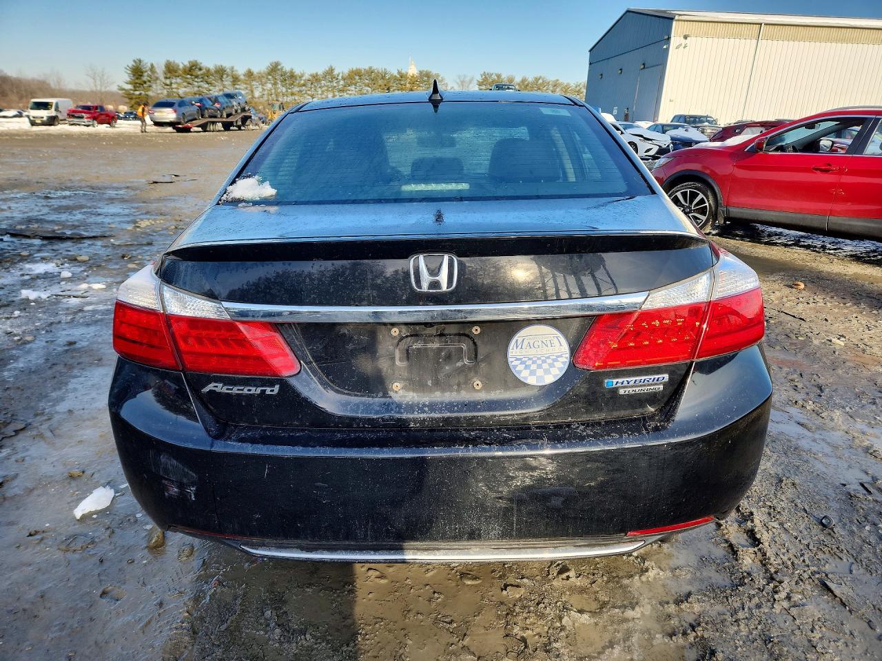 2014 Honda Accord Touring Hybrid - Image 6