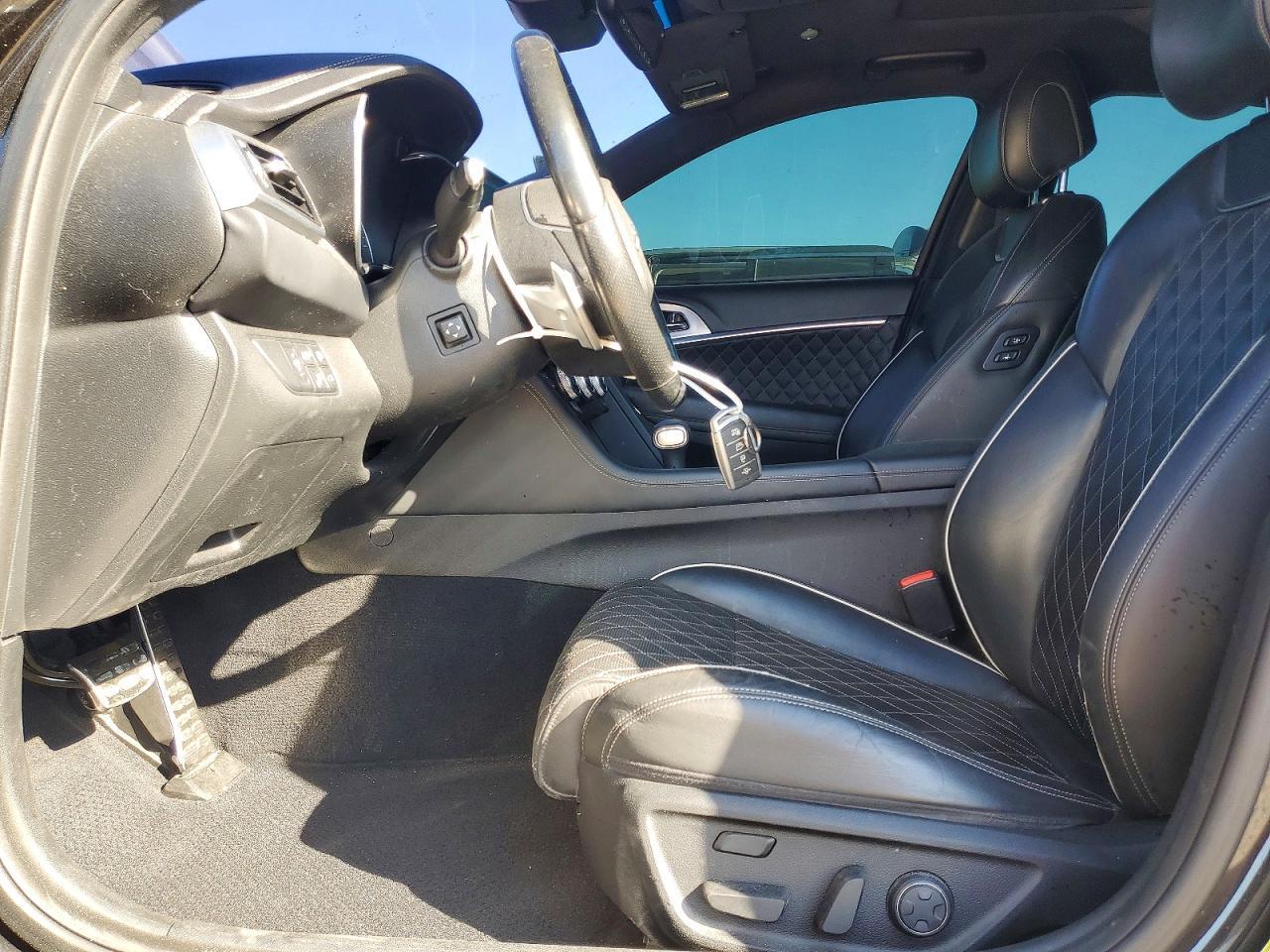 2019 Genesis G70 Prestige - Image 7