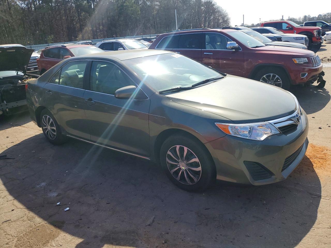 2012 Toyota Camry Base - Image 4