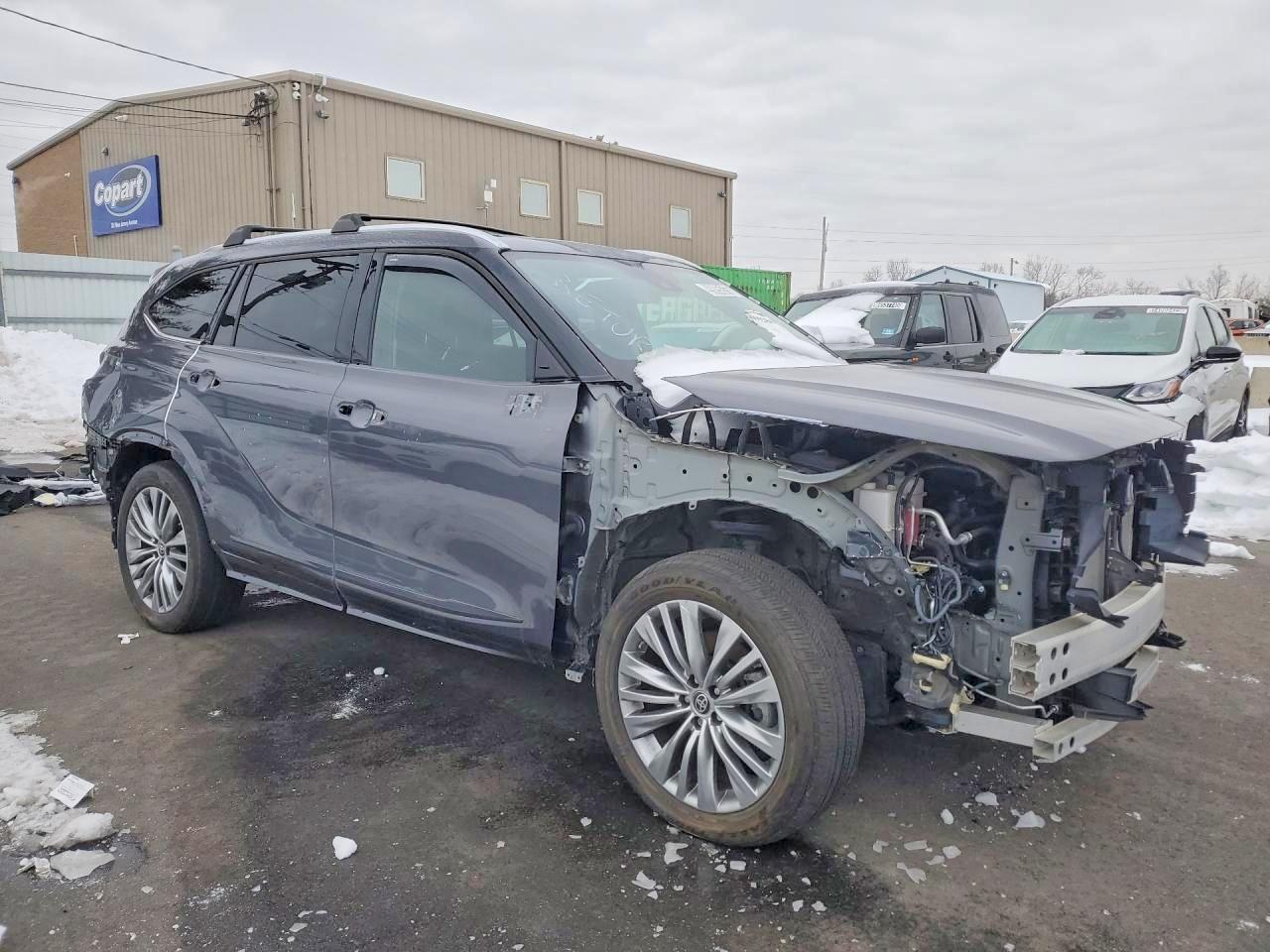 2023 Toyota Highlander L - Фото 4