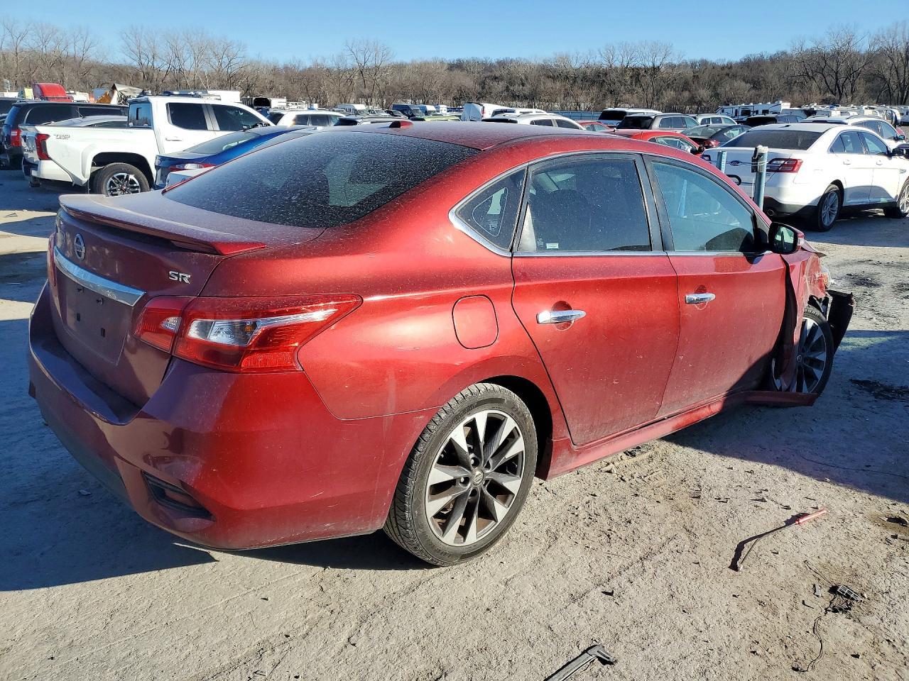 2019 Nissan Sentra Sr - Image 3