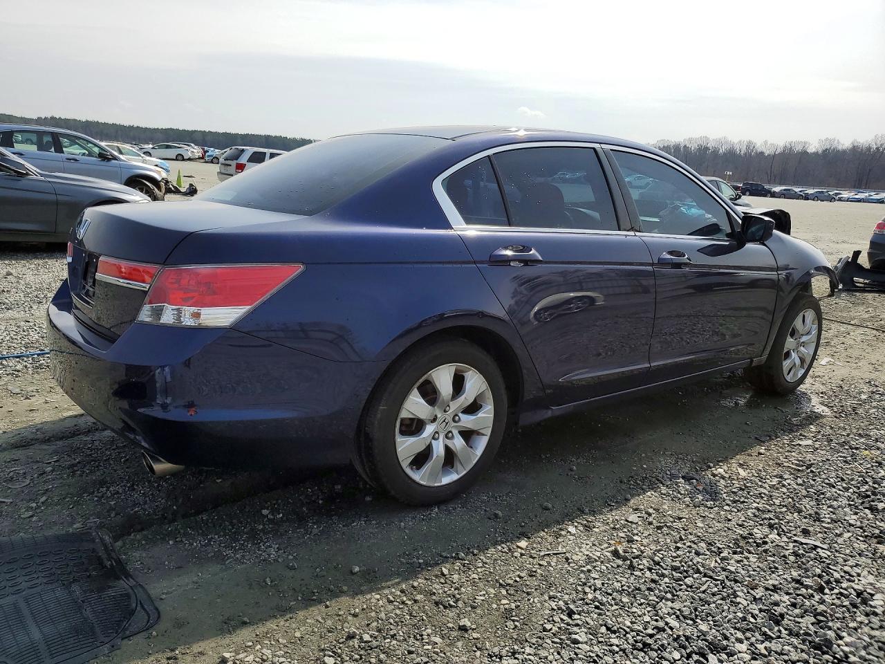 2011 Honda Accord Lxp - Фото 3