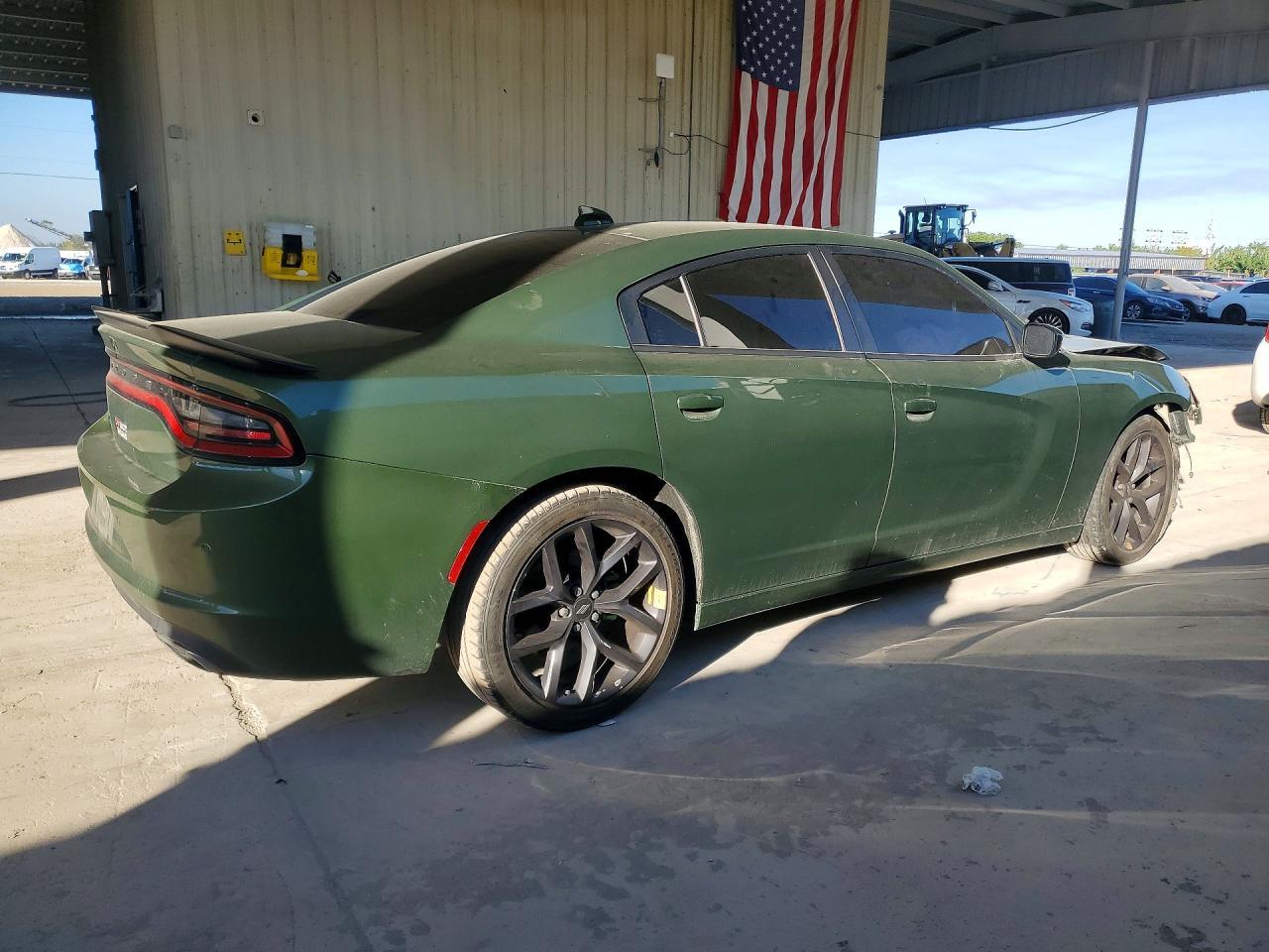 2023 Dodge Charger Sxt - Фото 3