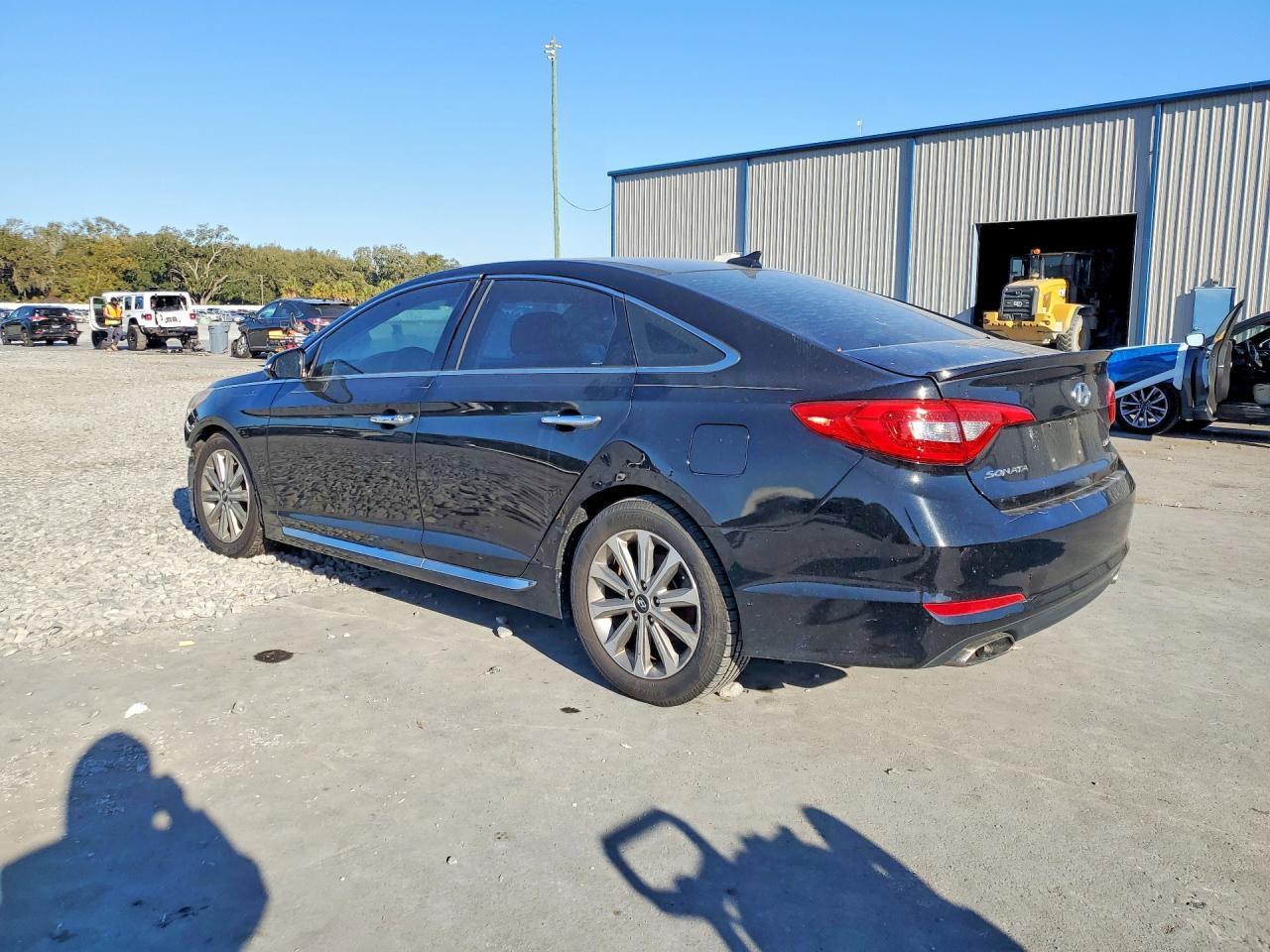 2016 Hyundai Sonata Sport - Image 2