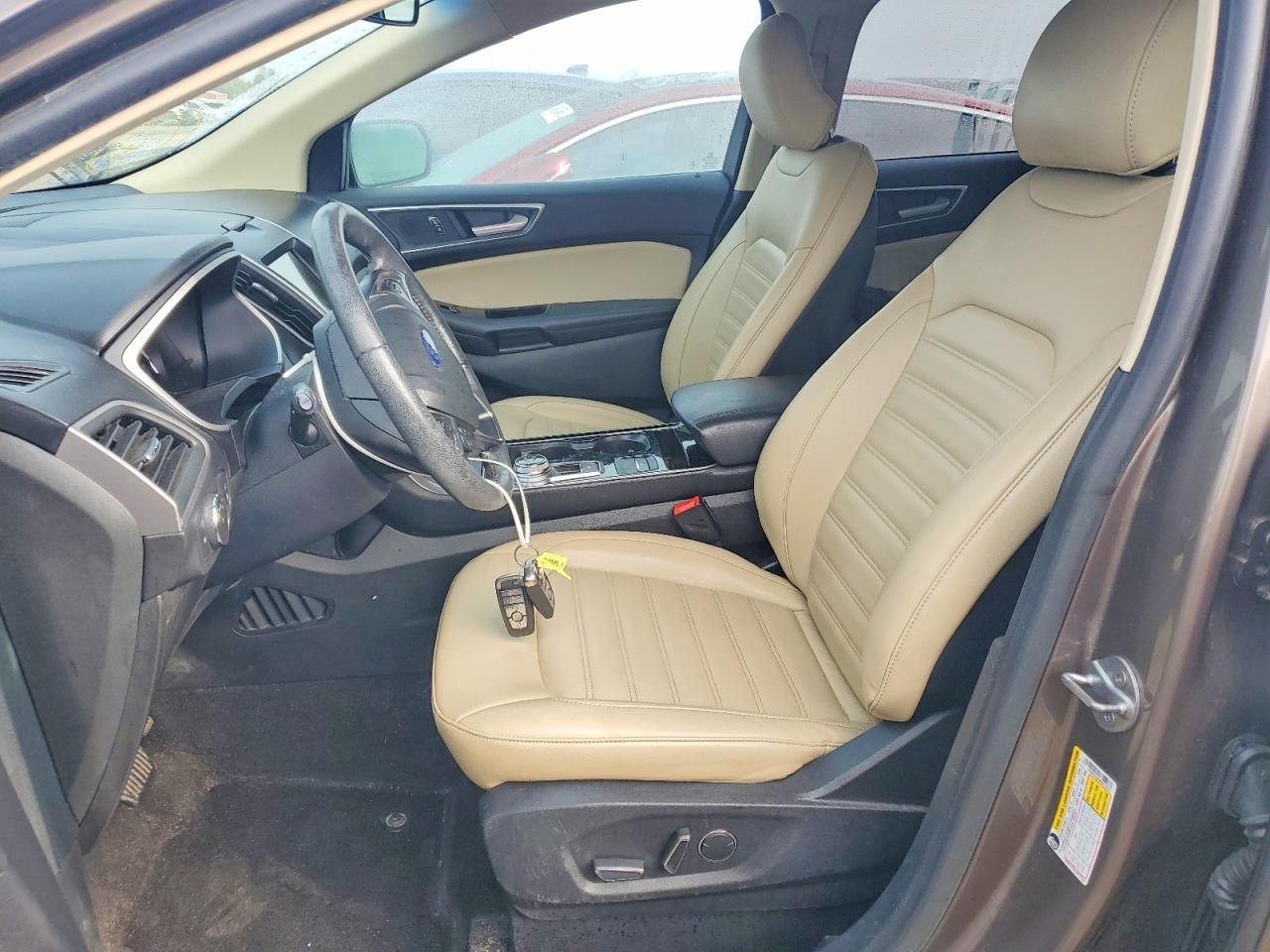 2019 Ford Edge - Фото 7