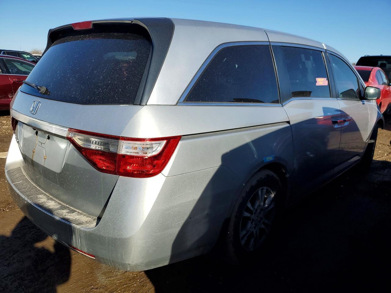 2011 Honda Odyssey Exl - Фото 3