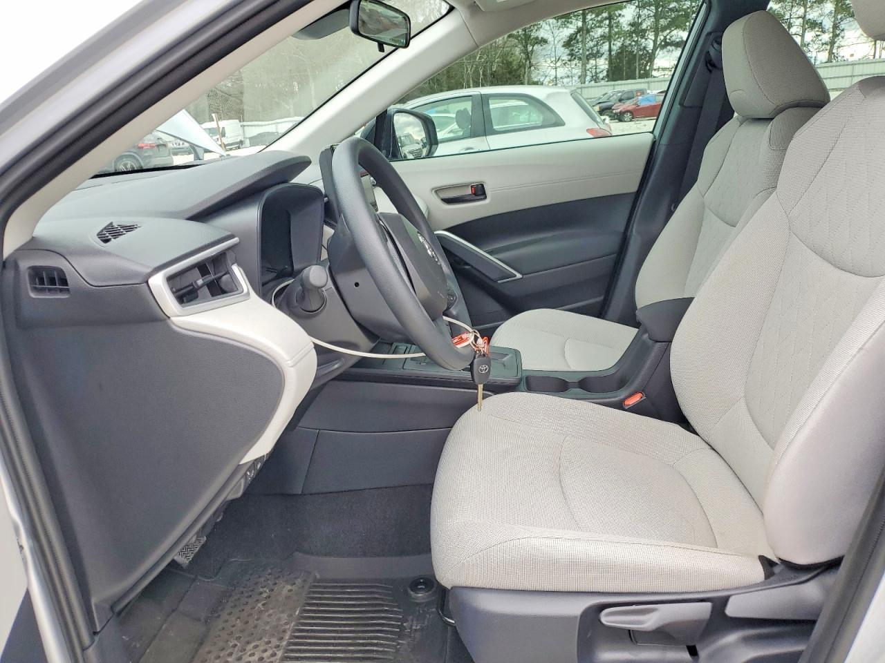 2026 Toyota Corolla Cross L - Фото 7