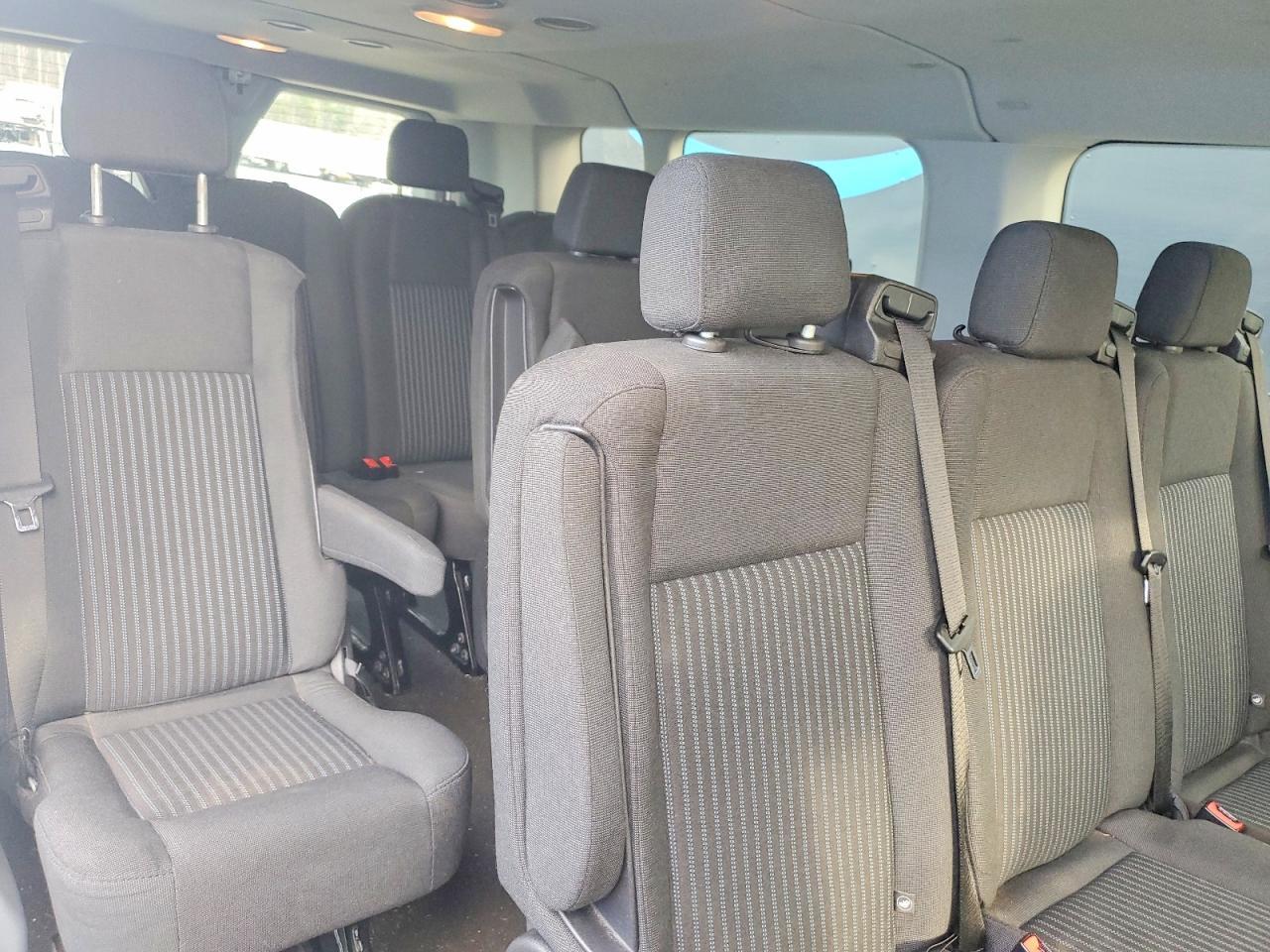 2015 Ford Transit T-350 - Фото 6