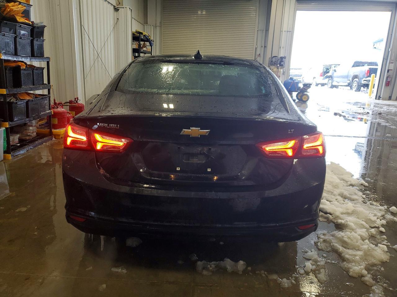 2022 Chevrolet Malibu Lt - Фото 6