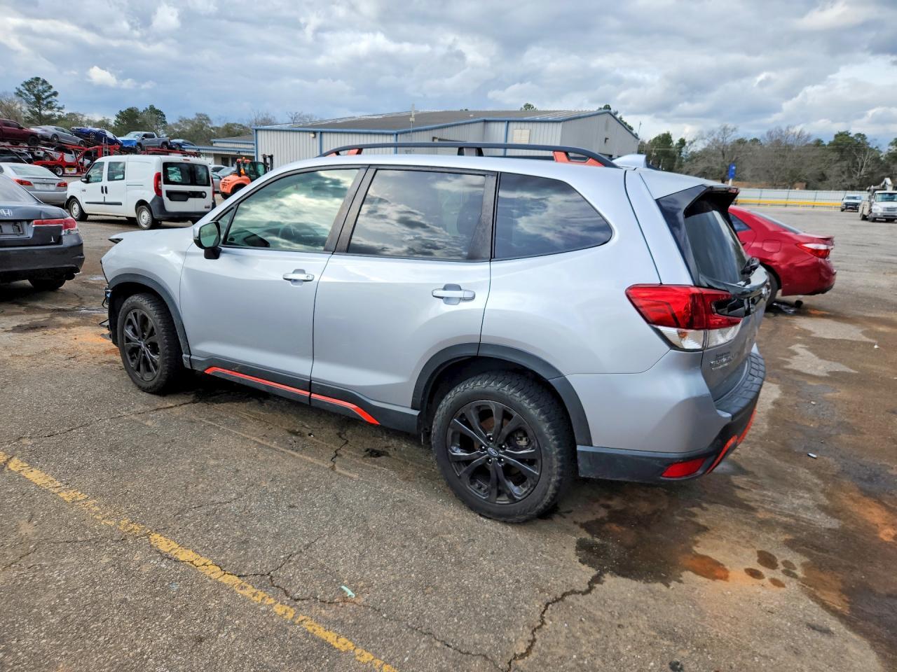 2021 Subaru Forester Sport - Фото 2