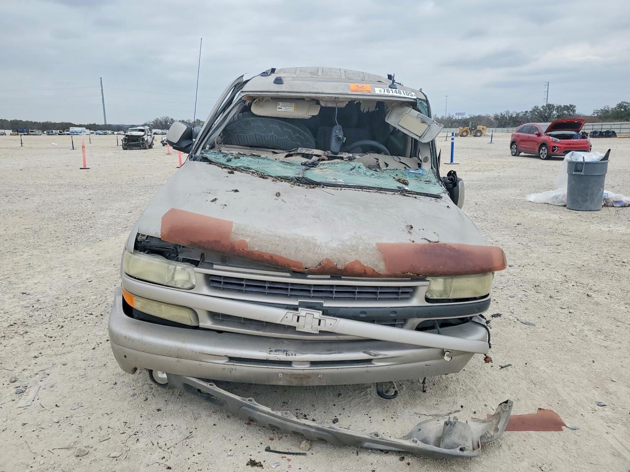 2004 Chevrolet Suburban K1500 - Image 5