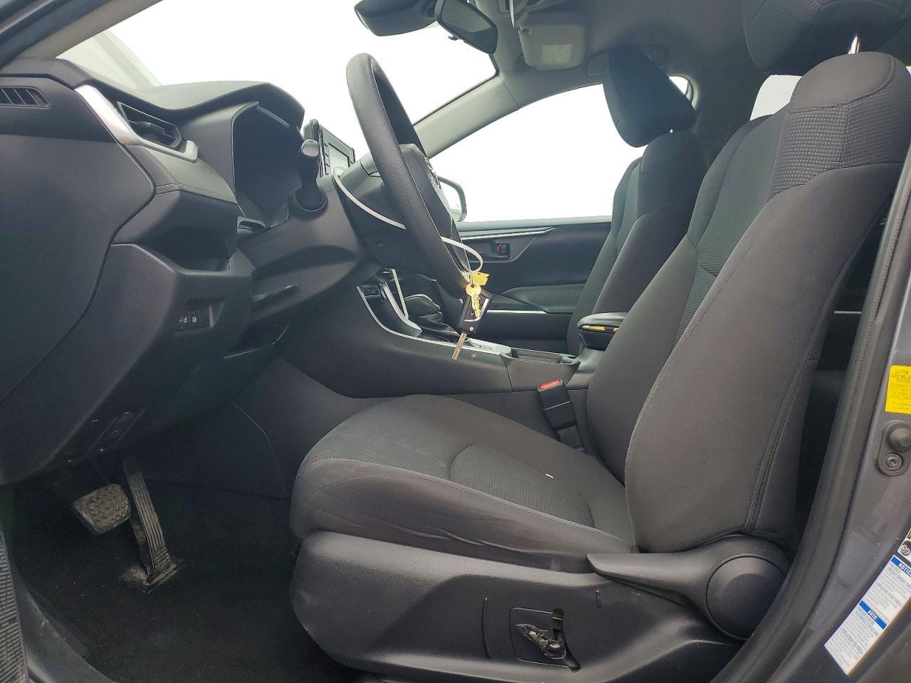 2021 Toyota Rav4 Le - Фото 7