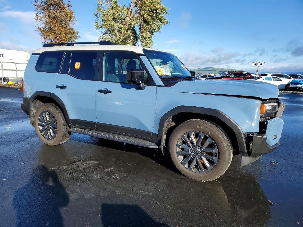 2025 Toyota Land Cruiser Base - Фото 4