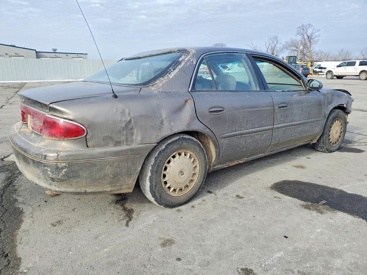 2005 Buick Century Custom - Фото 3