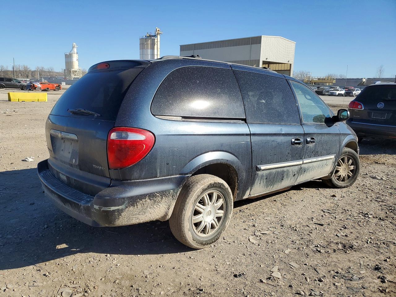 2007 Chrysler Town & Country Touring - Фото 3