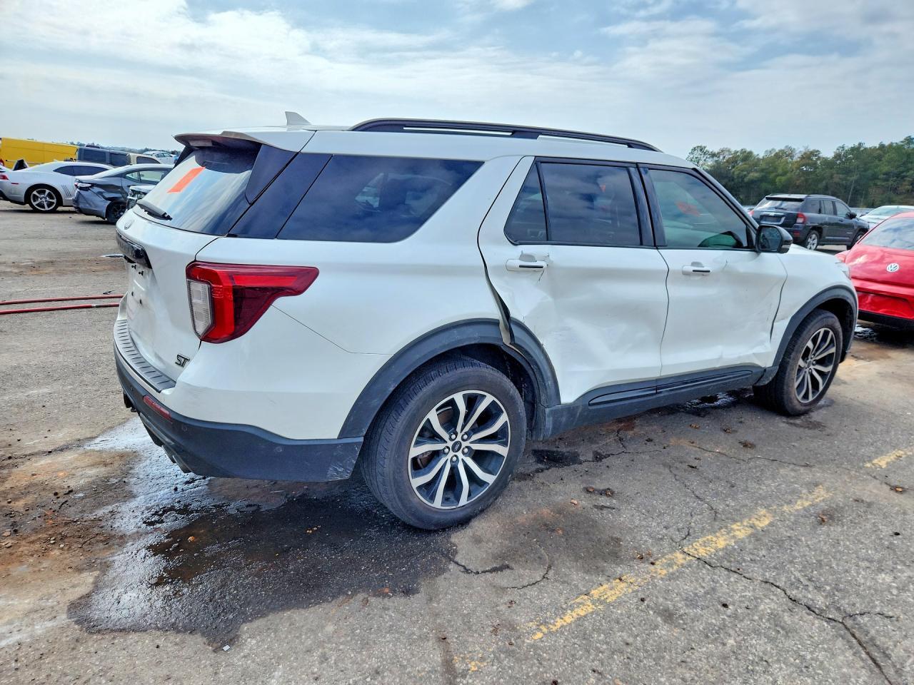 2021 Ford Explorer St - Фото 3
