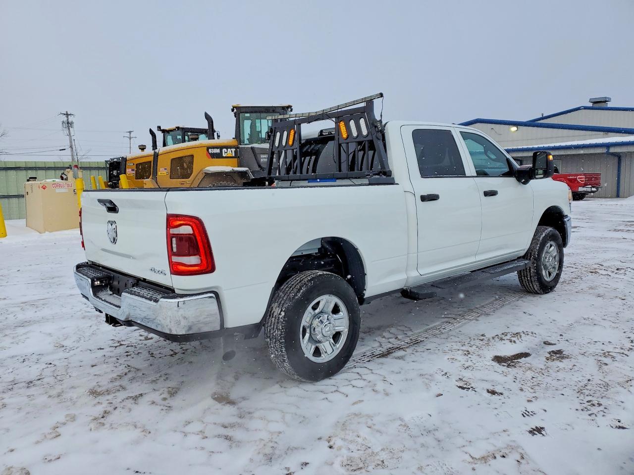 2024 Ram 2500 Tradesman - Фото 3