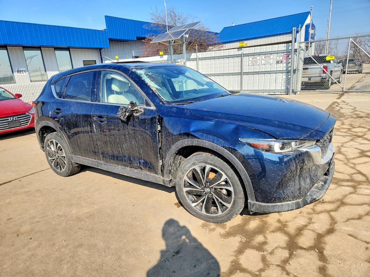 2022 Mazda Cx-5 Premium - Image 4