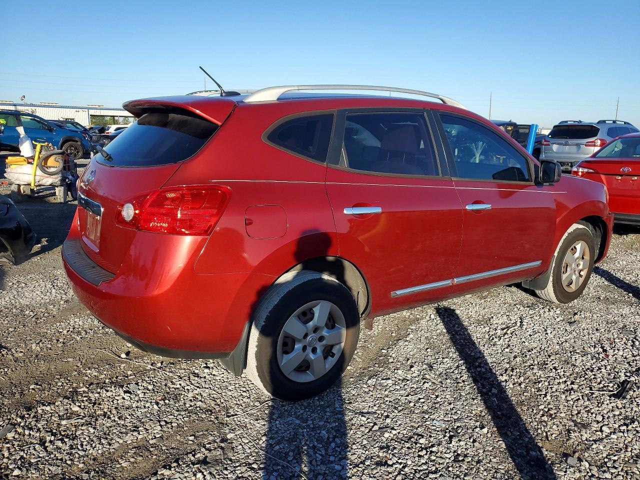 2014 Nissan Rogue Select S - Фото 3