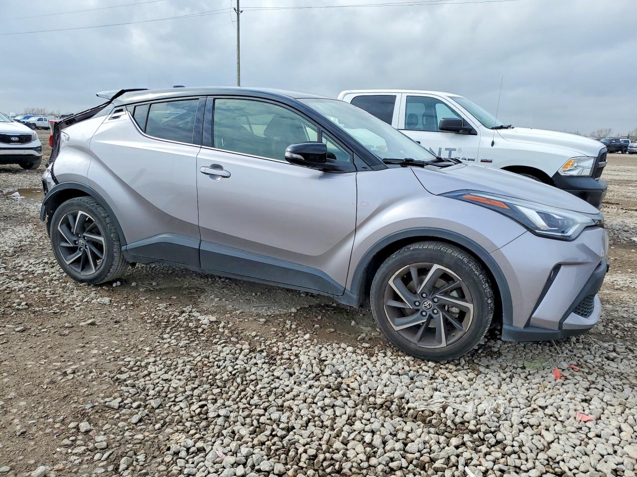 2020 Toyota C-Hr Xle - Image 4