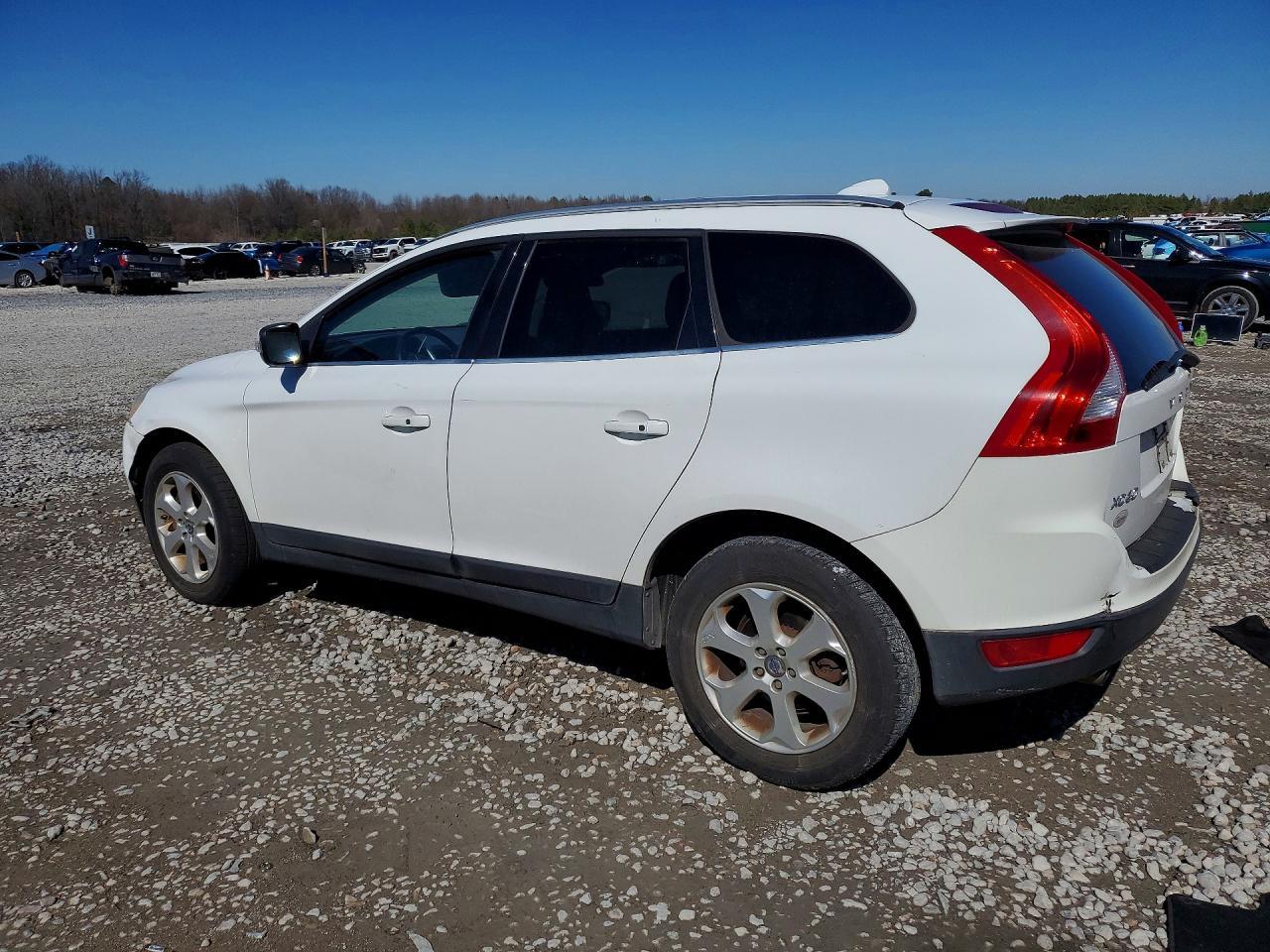 2013 Volvo Xc60 3.2 - Image 2
