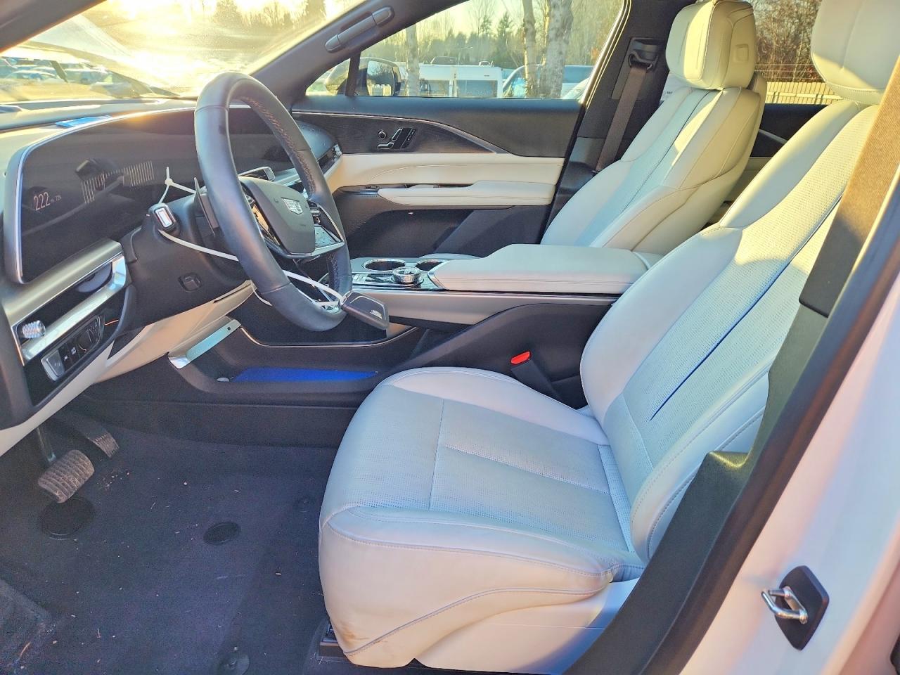 2024 Cadillac Lyriq Sport - Фото 7