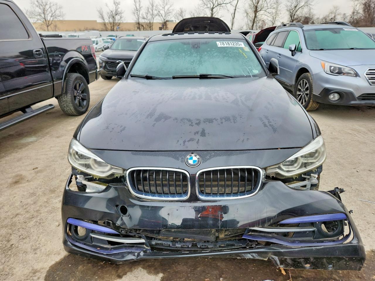 2018 BMW 330 Xi - Image 5