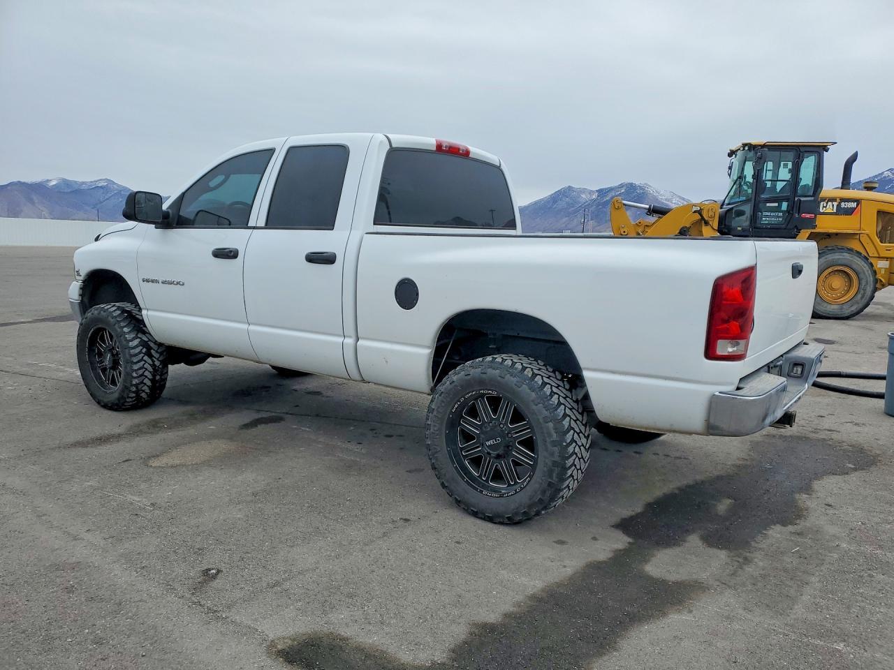 2004 Dodge Ram 2500 St - Фото 2