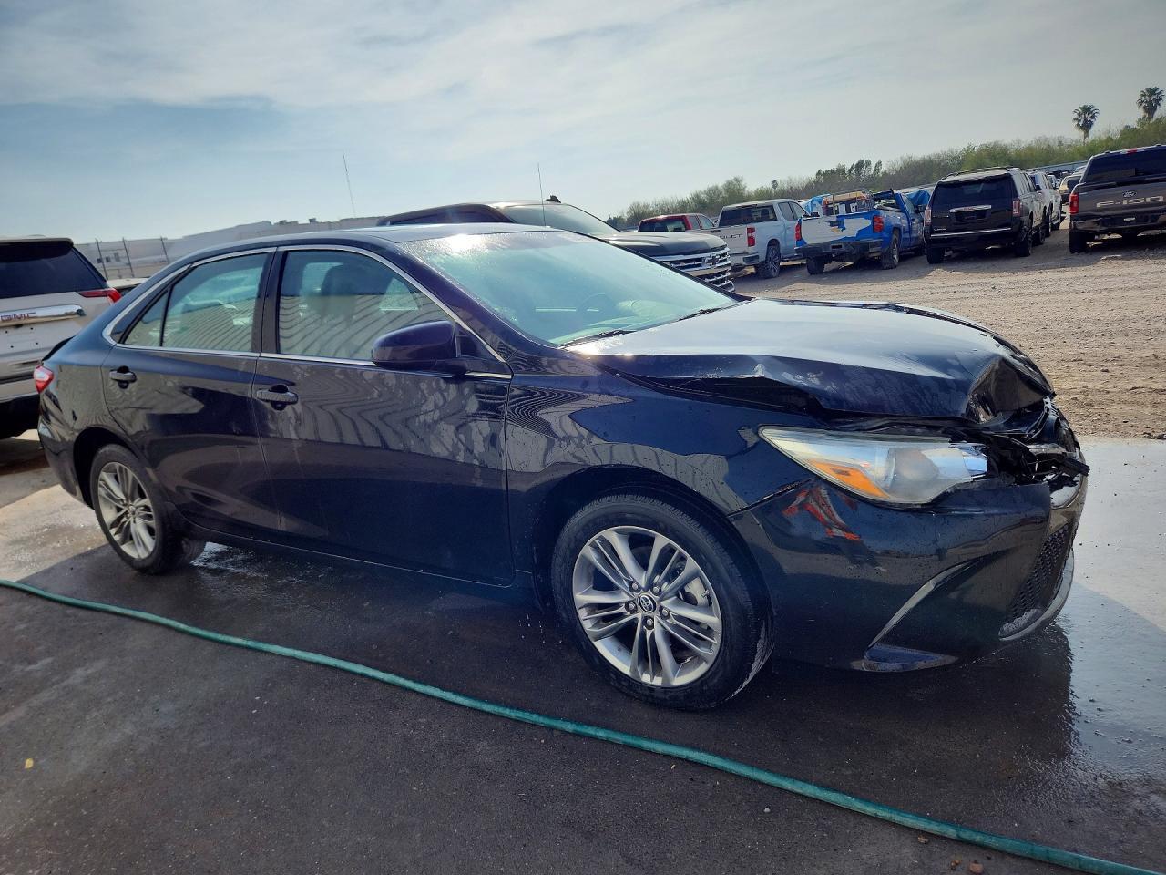 2016 Toyota Camry Le - Фото 4