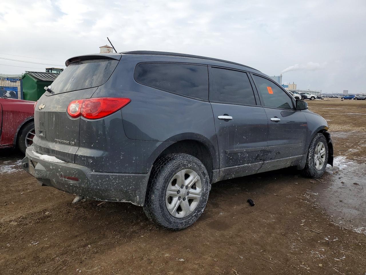 2012 Chevrolet Traverse Ls - Image 3