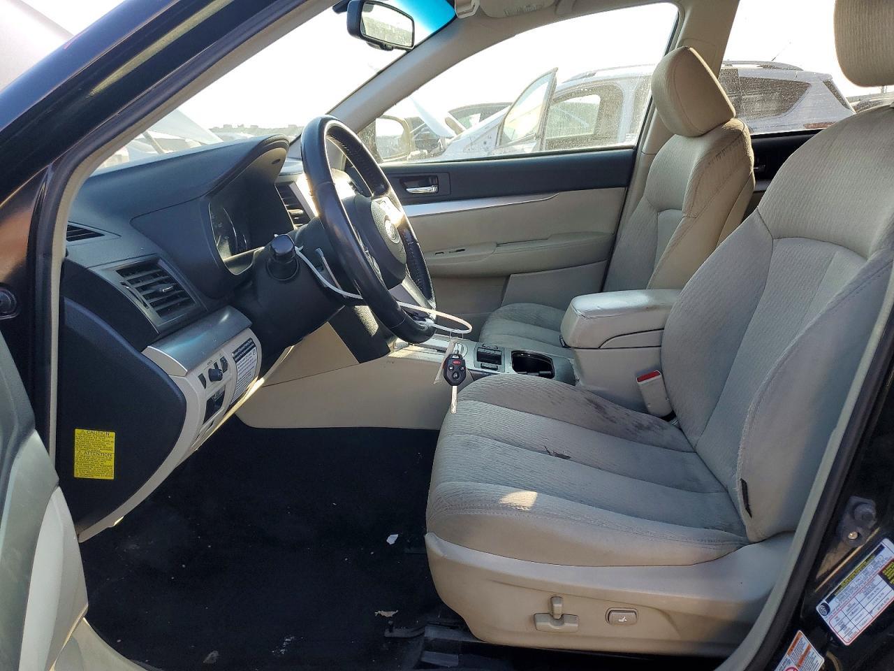 2010 Subaru Outback 2.5I Premium - Image 7