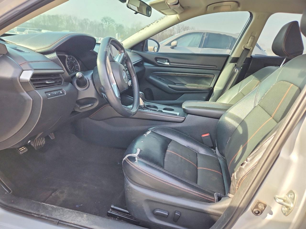 2020 Nissan Altima 2.5 Sr - Image 7