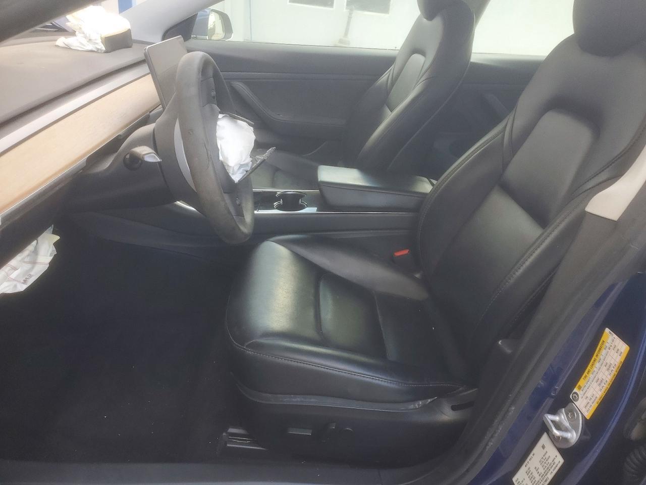 2020 Tesla Model 3 - Image 7