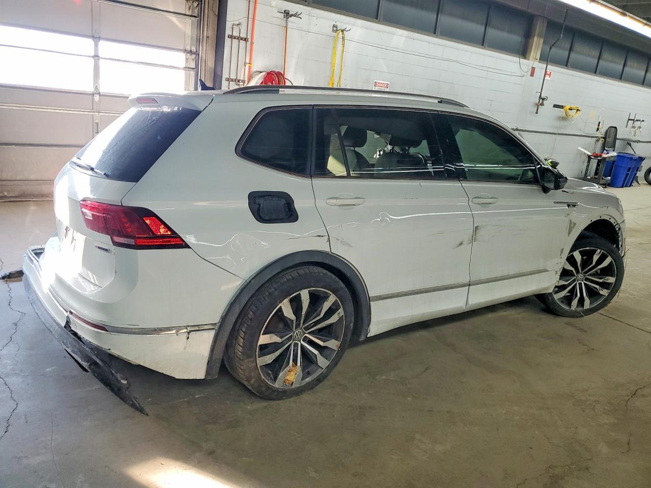 2019 Volkswagen Tiguan Sel Premium - Фото 3