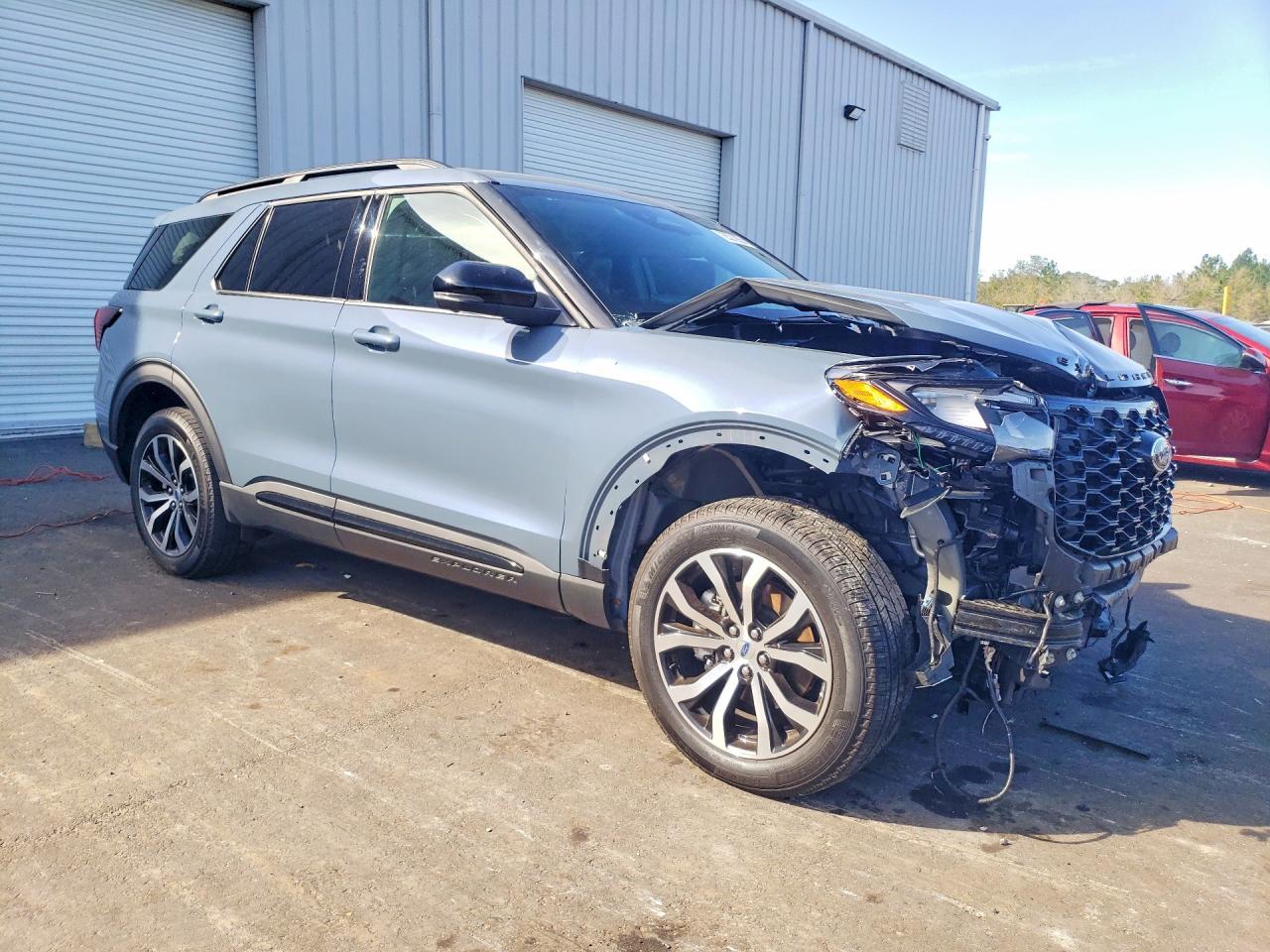 2025 Ford Explorer St-Line - Фото 4