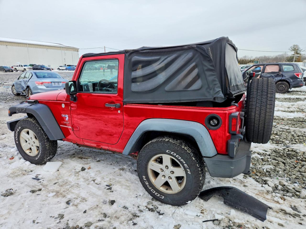 2011 Jeep Wrangler - Фото 2