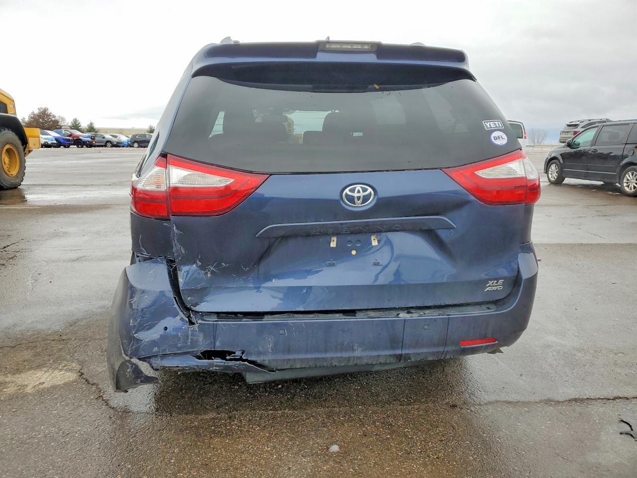 2018 Toyota Sienna Xle - Фото 6