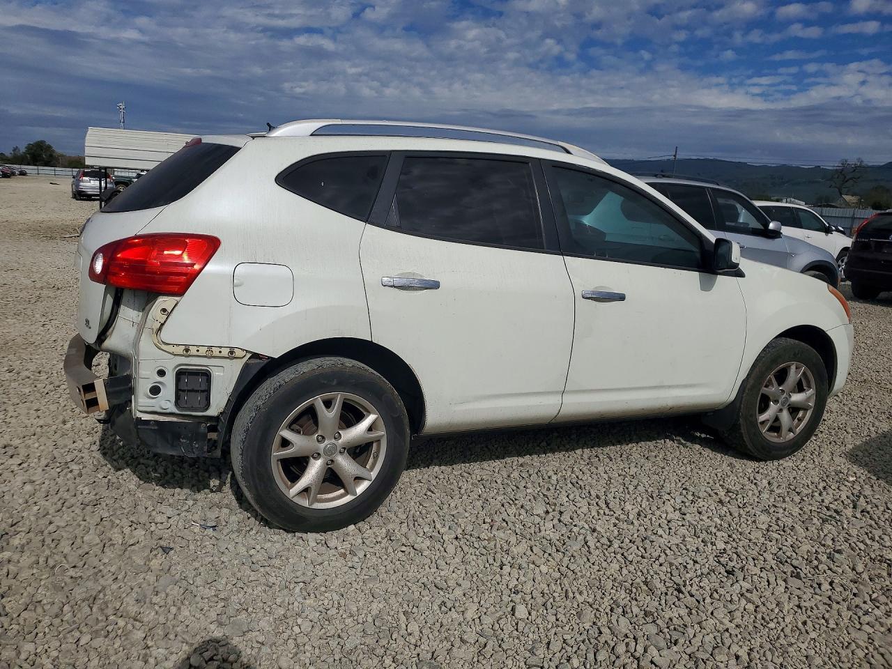 2010 Nissan Rogue S - Фото 3