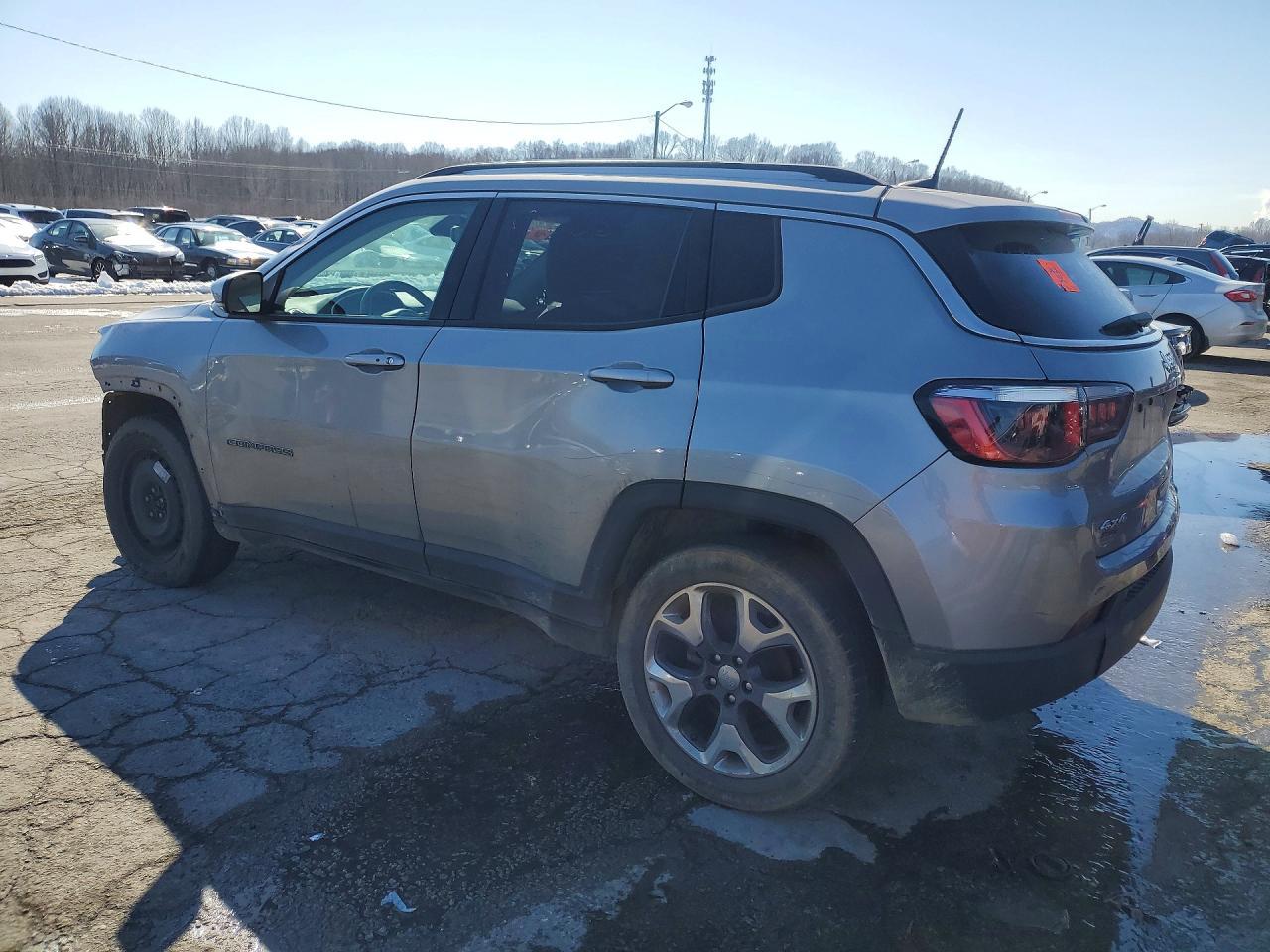 2020 Jeep Compass Limited - Фото 2