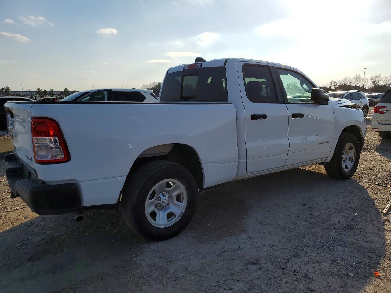 2022 Ram 1500 Tradesman - Фото 3