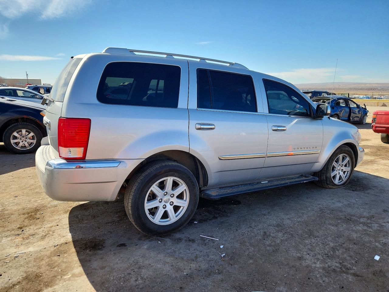 2008 Chrysler Aspen Limited - Фото 3