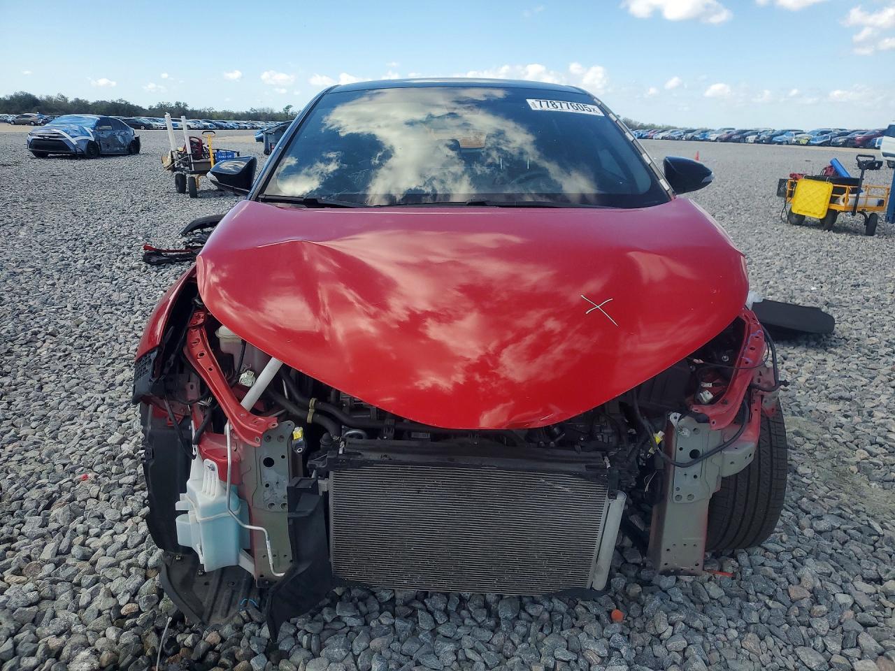 2020 Toyota C-Hr Xle - Image 5