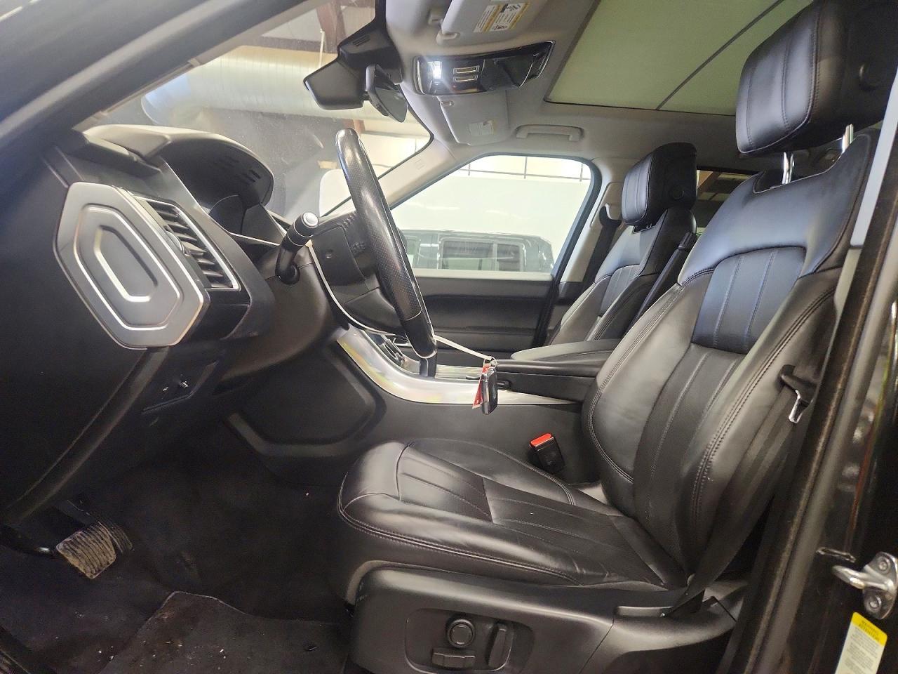 2019 Land Rover Range Rover Sport Hse - Image 7