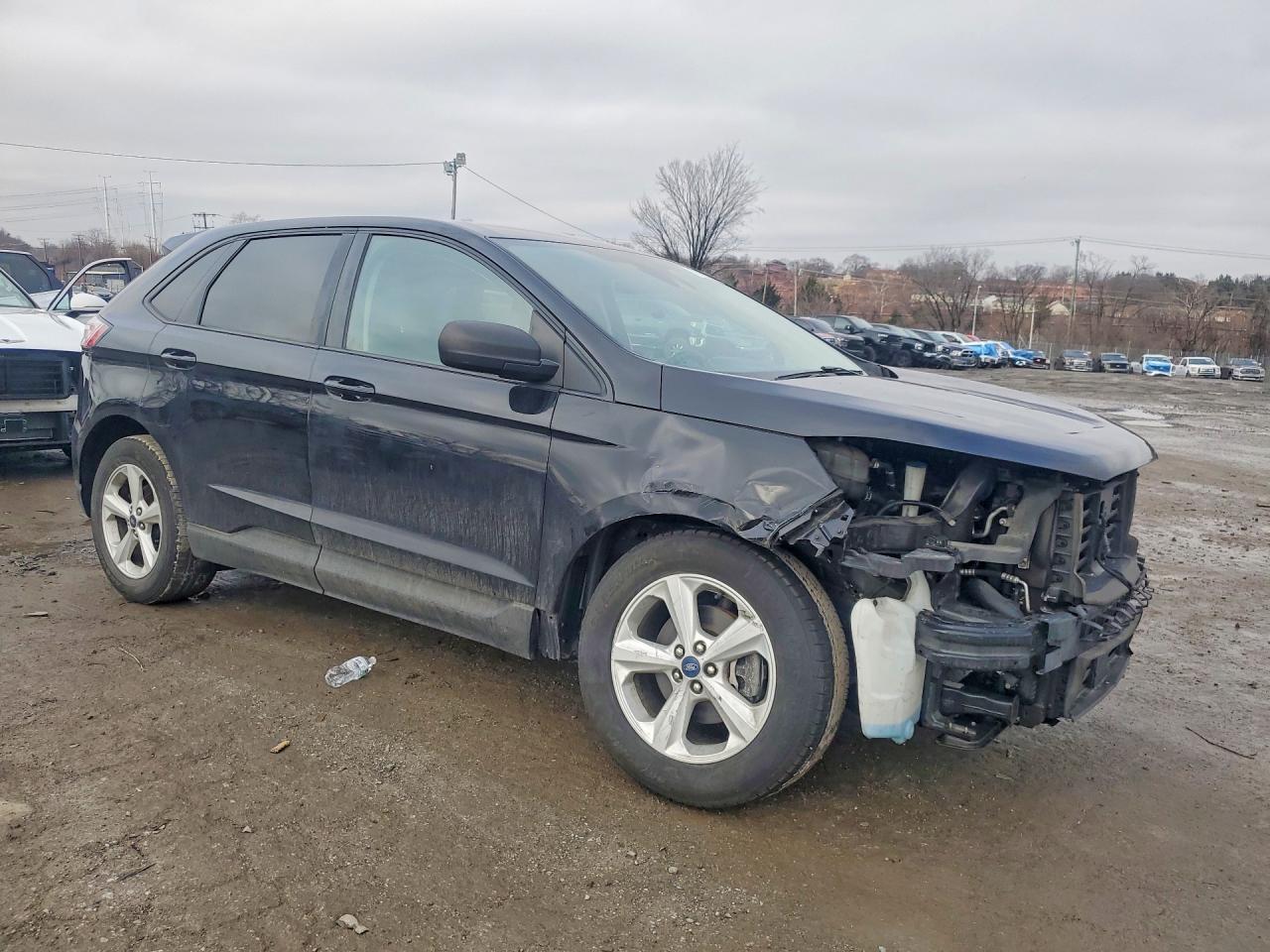 2020 Ford Edge Se - Фото 4