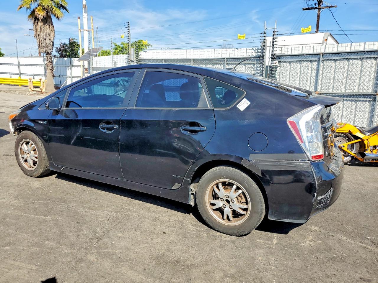 2010 Toyota Prius Ii - Фото 2