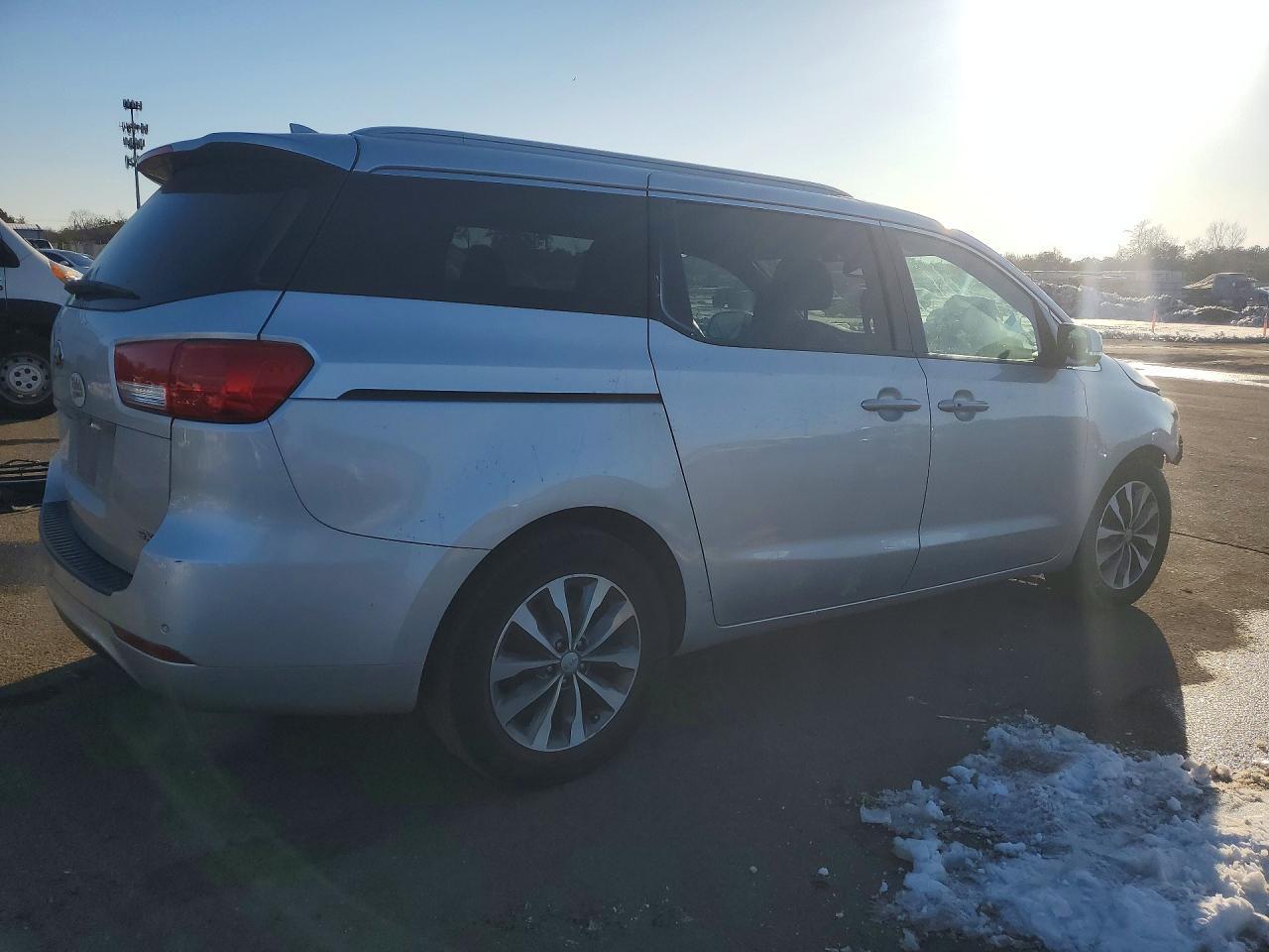 2016 Kia Sedona Ex - Фото 3
