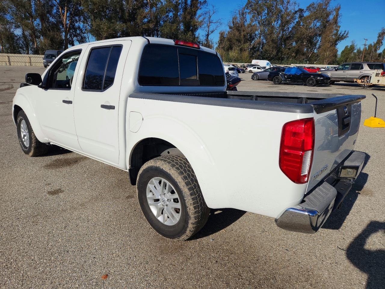 2016 Nissan Frontier Sv - Фото 2