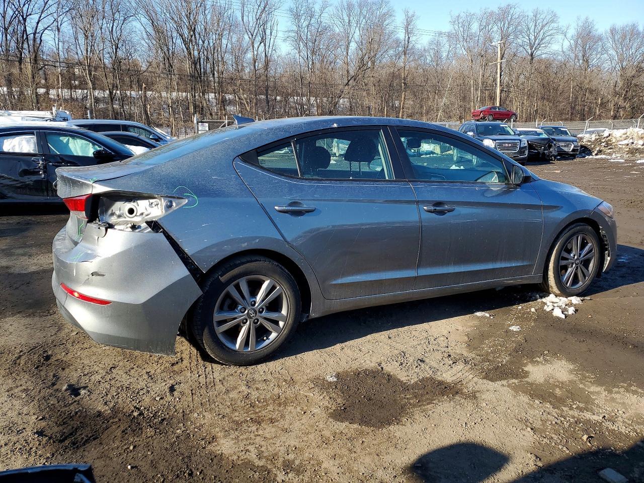2018 Hyundai Elantra Sel - Фото 3